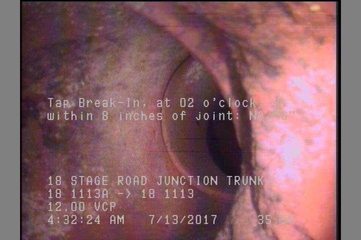 Tap Break-In, at 02 o'clock, -, within 8 inches of joint: NO, 6"