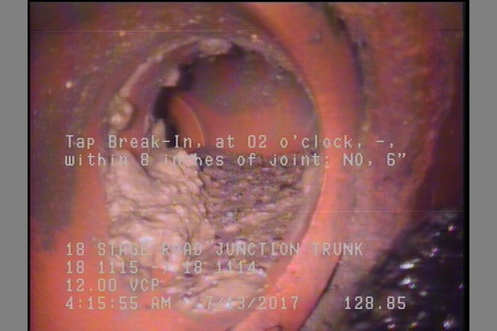 Tap Break-In, at 02 o'clock, -, within 8 inches of joint: NO, 6"