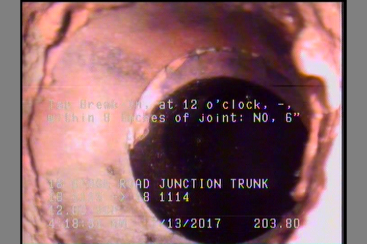 Tap Break-In, at 12 o'clock, -, within 8 inches of joint: NO, 6"
