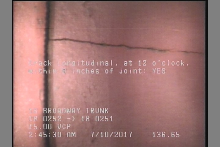 Crack Longitudinal, at 12 o'clock, within 8 inches of joint: YES