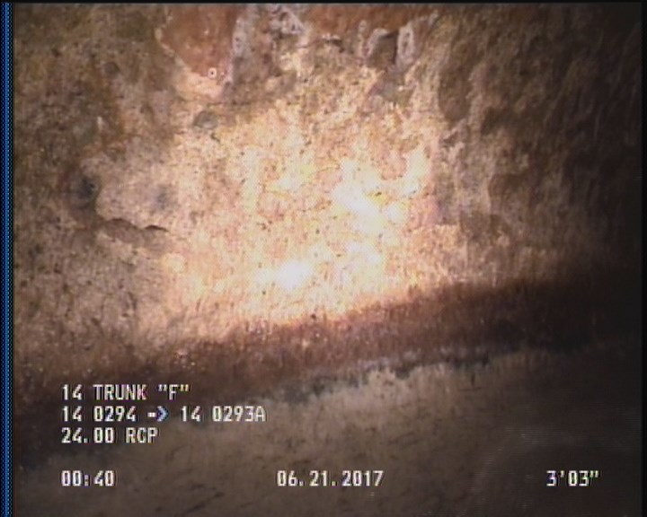 Surface Spalling, from 08 to 04 o'clock, within 8 inches of joint: YES, Start