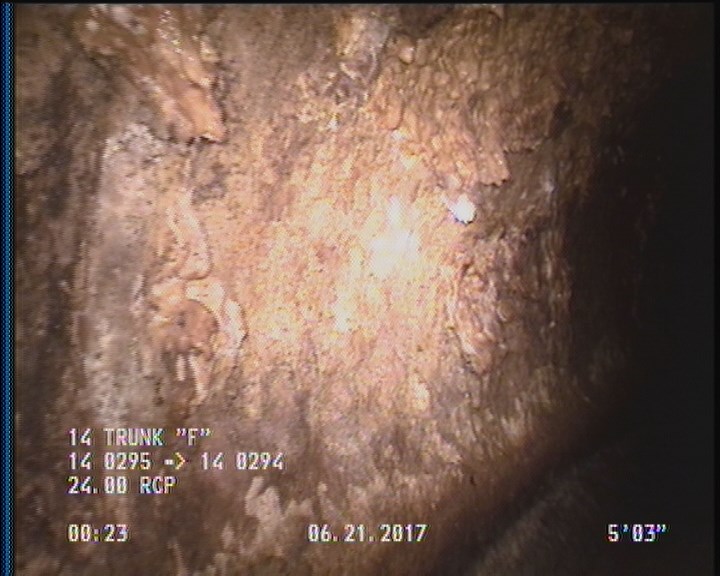 Surface Aggregate Projecting, from 08 to 04 o'clock, within 8 inches of joint: YES, Start