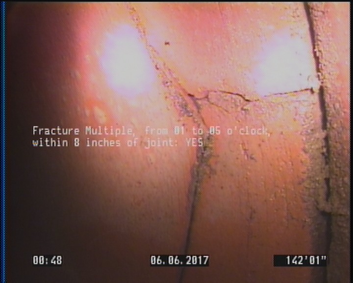 Fracture Multiple, from 01 to 05 o'clock, within 8 inches of joint: YES - POSSIBLY BROKEN