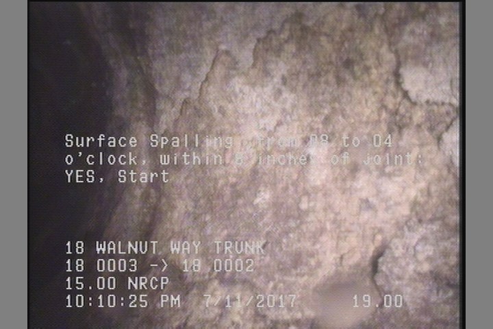 Surface Spalling, from 08 to 04 o'clock, within 8 inches of joint: YES, Start