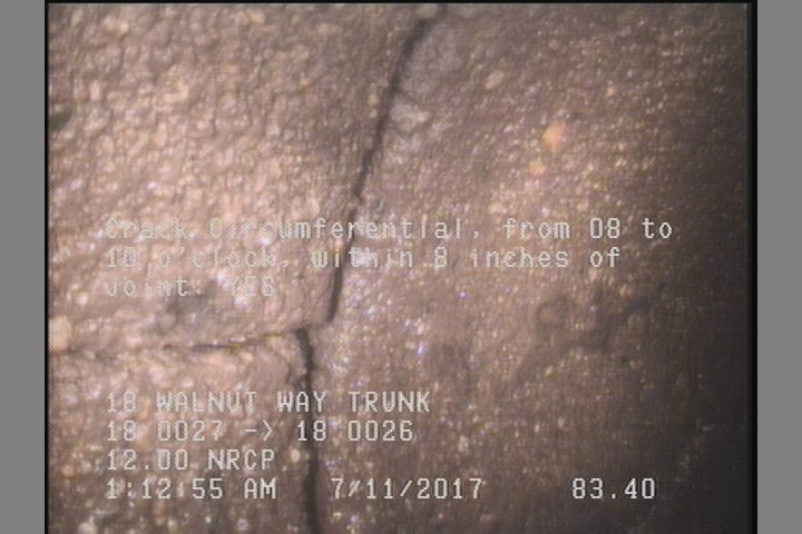 Crack Circumferential, from 08 to 10 o'clock, within 8 inches of joint: YES