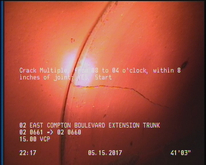 Crack Multiple, from 08 to 04 o'clock, within 8 inches of joint: YES, Start