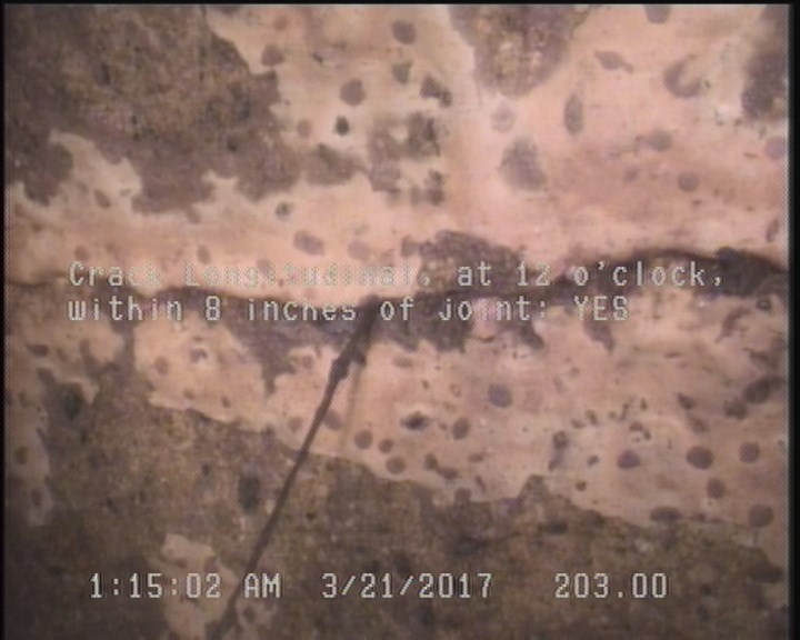 Crack Longitudinal, at 12 o'clock, within 8 inches of joint: YES, Start