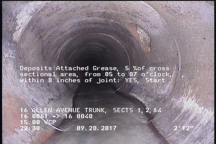 Deposits Attached Grease, 5 %of cross sectional area, from 05 to 07 o'clock, , within 8 inches of joint: YES, Start