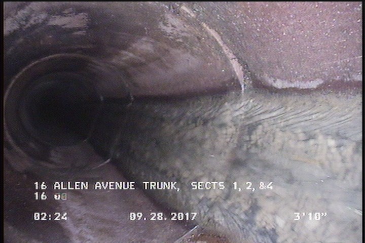 Deposits Attached Grease, 5 %of cross sectional area, from 05 to 07 o'clock, , within 8 inches of joint: YES, Start