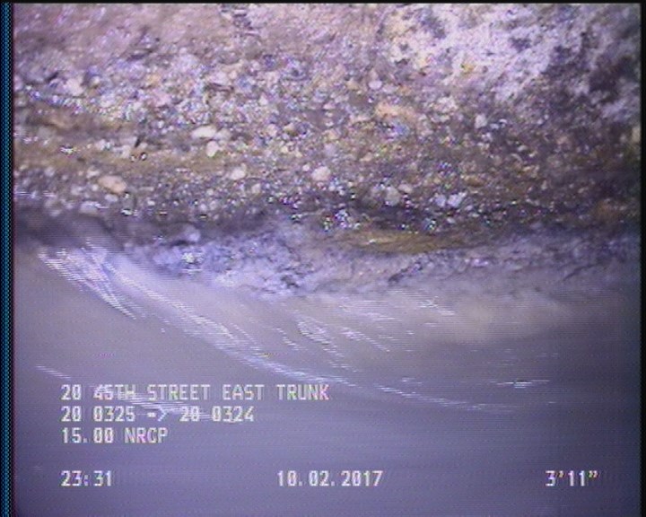 Deposits Attached Grease, 5 %of cross sectional area, from 03 to 09 o'clock, , within 8 inches of joint: YES, Start
