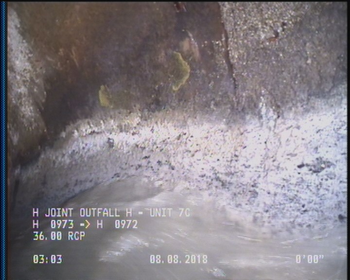 Deposits Attached Grease, 5 %of cross sectional area, from 04 to 08 o'clock, , within 8 inches of joint: YES, Start
