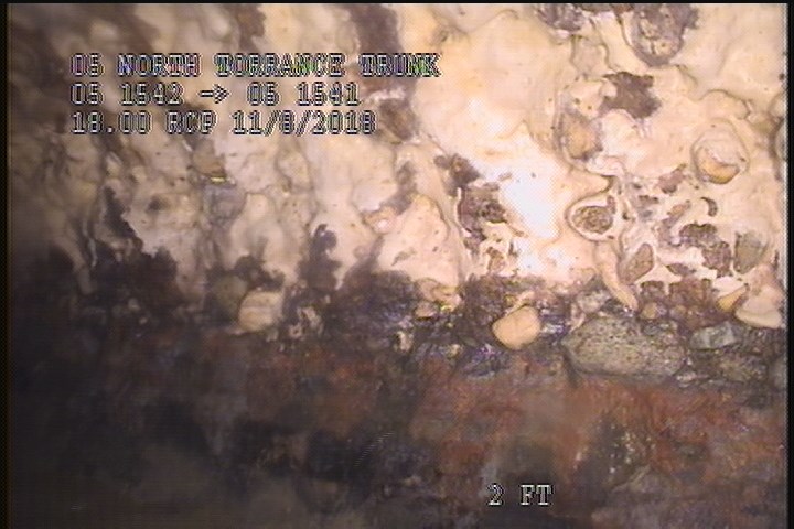 Surface Aggregate Projecting, from 08 to 04 o'clock, within 8 inches of joint: YES, Start