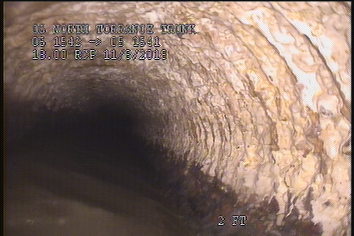 Surface Reinforcement Projecting, from 09 to 03 o'clock, within 8 inches of joint: YES, Start