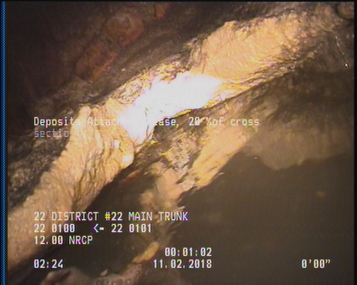 Deposits Attached Grease, 20 %of cross sectional area, from 10 to 02 o'clock, , within 8 inches of joint: YES