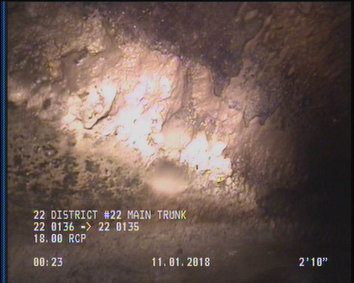 Deposits Attached Grease, 5 %of cross sectional area, from 04 to 08 o'clock, , within 8 inches of joint: YES, Start