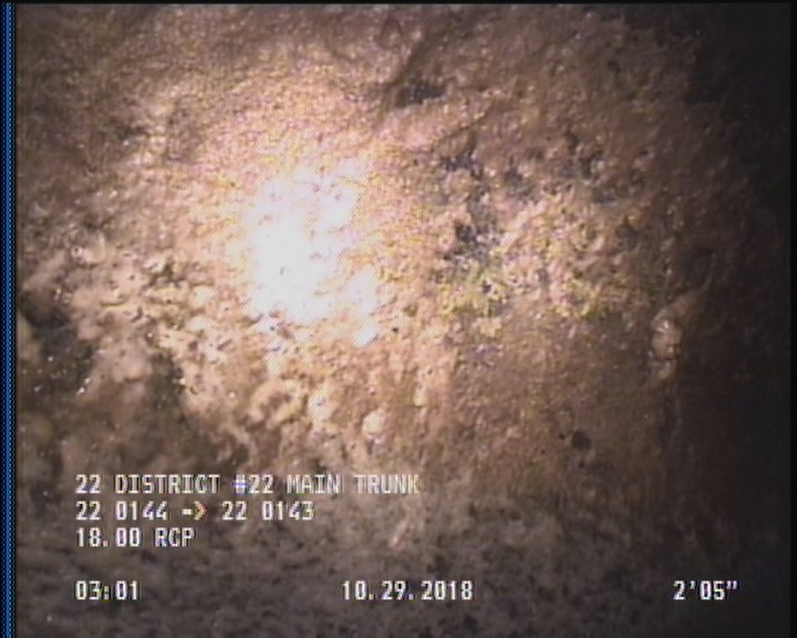Deposits Attached Grease, 5 %of cross sectional area, from 04 to 08 o'clock, , within 8 inches of joint: YES, Start