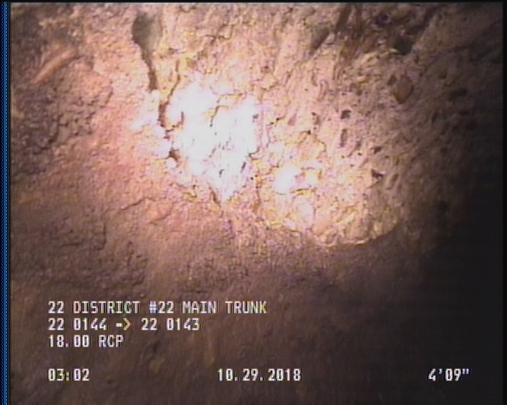 Surface Spalling, from 08 to 04 o'clock, within 8 inches of joint: YES, Start