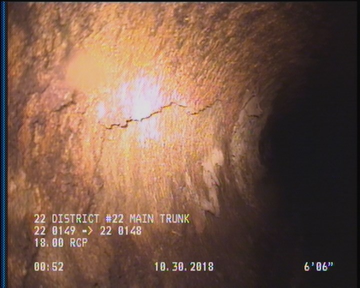 Surface Spalling, from 08 to 04 o'clock, within 8 inches of joint: YES, Start