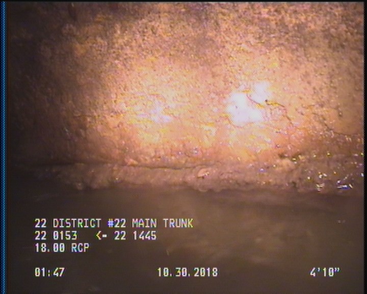 Deposits Attached Grease, 5 %of cross sectional area, from 04 to 08 o'clock, , within 8 inches of joint: YES, Start