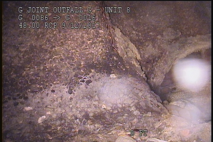 Surface Aggregate Projecting, from 08 to 10 o'clock, within 8 inches of joint: NO - SEVERE AGG
