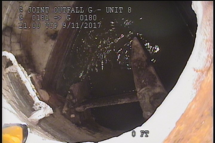 General Observation - Conn. @ Mh, 6 O' Clock. OPEN STOPLOG IN PLACE