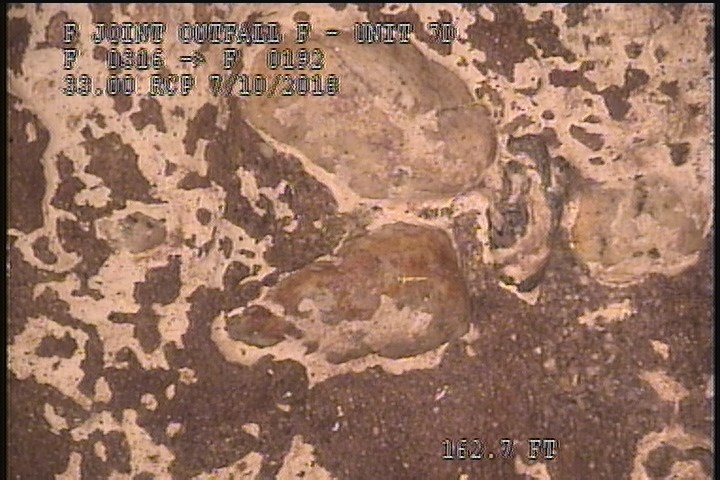 Surface Aggregate Visible, from 01 to 04 o'clock, within 8 inches of joint: YES - SEVERE AGG