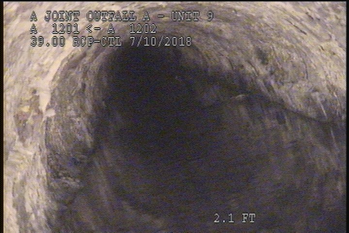 Deposits Settled Other, 5 %of cross sectional area, from 05 to 07 o'clock, , within 8 inches of joint: NO - DEBRIS IN THE LINE CAUSING RIPPLE