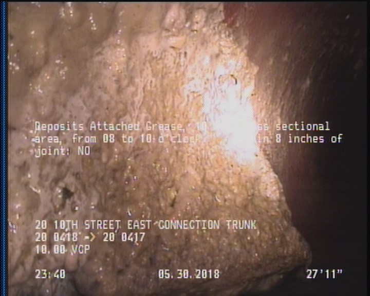 Deposits Attached Grease, 10 %of cross sectional area, from 08 to 10 o'clock, , within 8 inches of joint: NO
