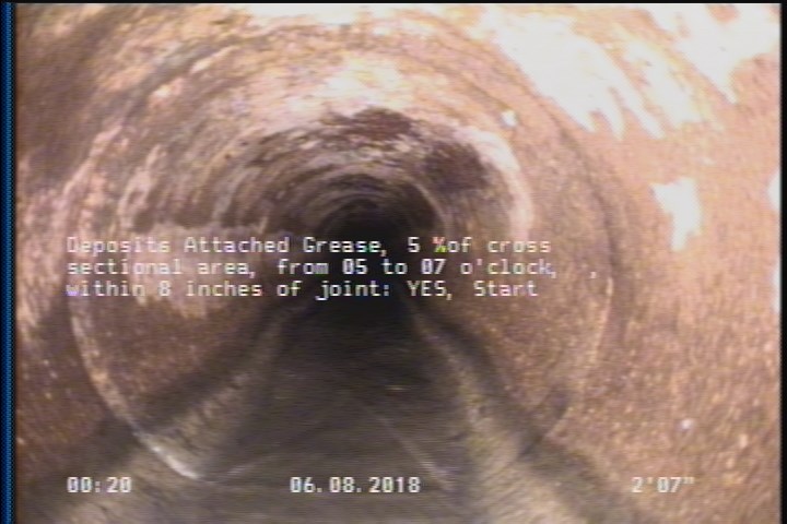 Deposits Attached Grease, 5 %of cross sectional area, from 05 to 07 o'clock, , within 8 inches of joint: YES, Start