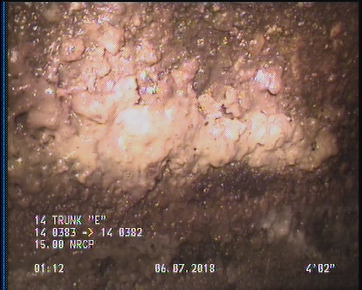 Deposits Attached Grease, 5 %of cross sectional area, from 03 to 09 o'clock, , within 8 inches of joint: YES, Start