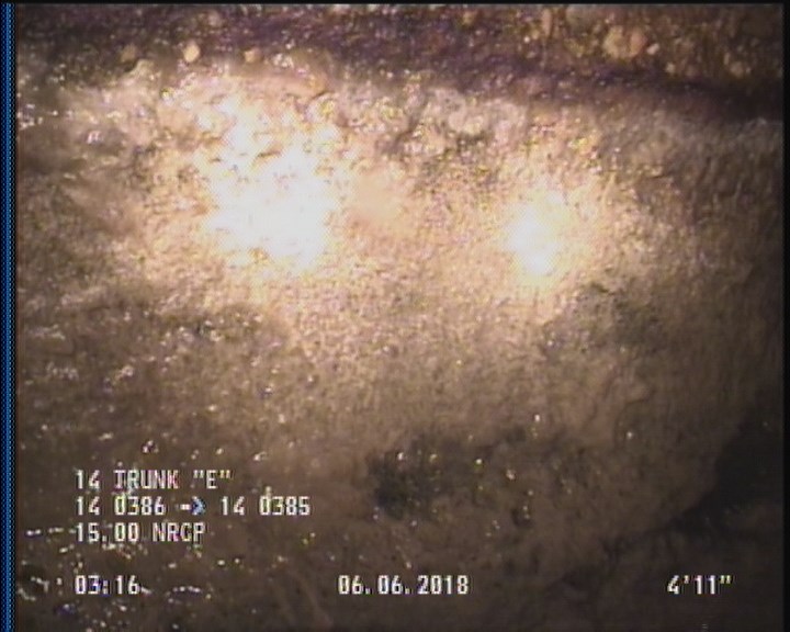 Deposits Attached Grease, 5 %of cross sectional area, from 03 to 09 o'clock, , within 8 inches of joint: YES, Start