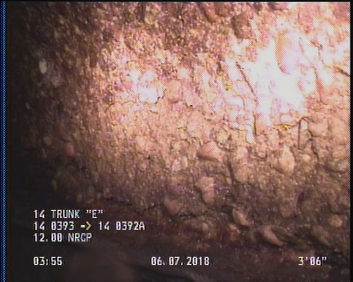 Surface Aggregate Projecting, from 09 to 03 o'clock, within 8 inches of joint: YES, Start