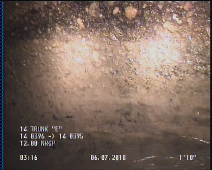 Deposits Attached Grease, 10 %of cross sectional area, from 03 to 09 o'clock, , within 8 inches of joint: YES, Start