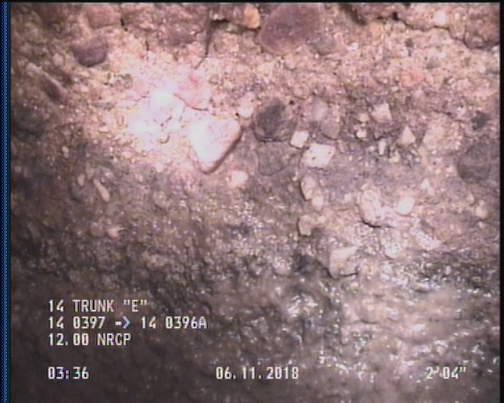 Surface Aggregate Projecting, from 09 to 03 o'clock, within 8 inches of joint: YES, Start