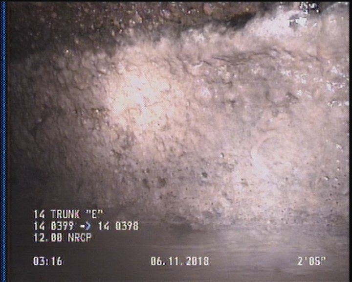 Deposits Attached Grease, 5 %of cross sectional area, from 03 to 09 o'clock, , within 8 inches of joint: YES, Start
