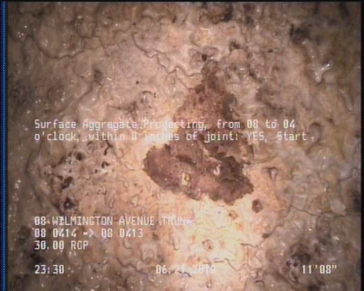 Surface Aggregate Projecting, from 08 to 04 o'clock, within 8 inches of joint: YES, Start