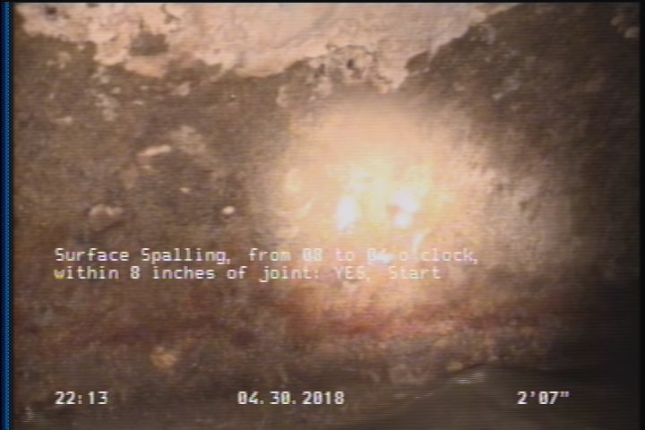 Surface Spalling, from 08 to 04 o'clock, within 8 inches of joint: YES, Start
