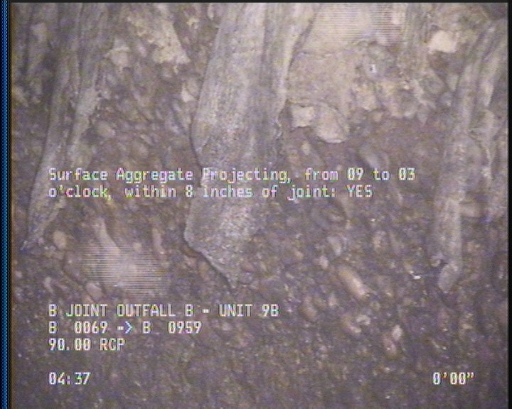 Surface Aggregate Projecting, from 09 to 03 o'clock, within 8 inches of joint: YES