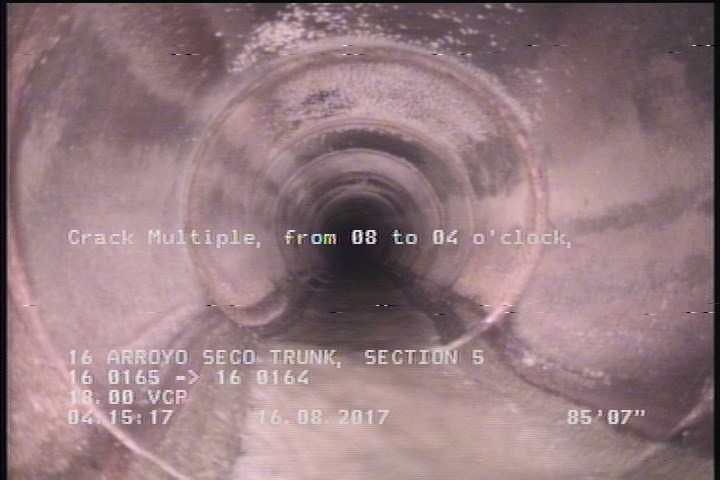 Crack Multiple, from 08 to 04 o'clock, within 8 inches of joint: YES, Start