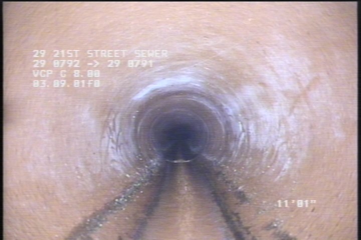 Surface Spalling, from 08 to 04 o'clock, within 8 inches of joint: YES, Start