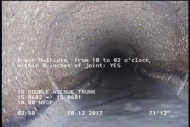 Crack Multiple, from 10 to 02 o'clock, within 8 inches of joint: YES