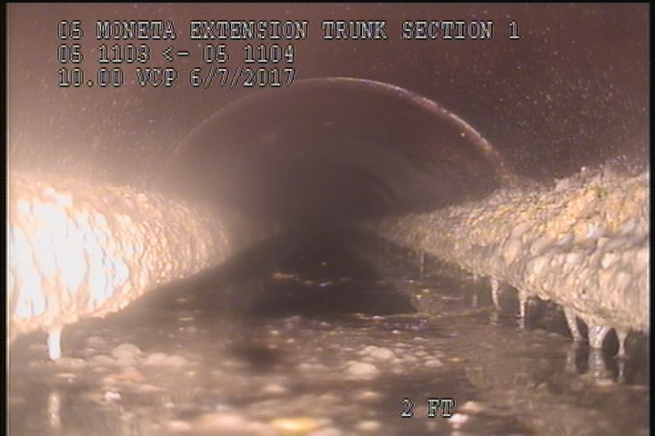 Deposits Attached Grease, 20 %of cross sectional area, from 02 to 10 o'clock, , within 8 inches of joint: YES, Start