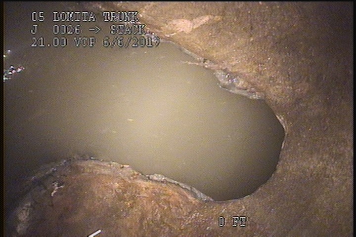 General Observation - UPSTREAM PIPE NO STOPLOG GROOVES