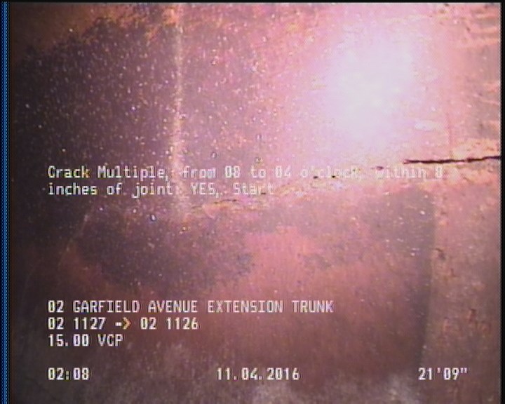Crack Multiple, from 08 to 04 o'clock, within 8 inches of joint: YES, Start