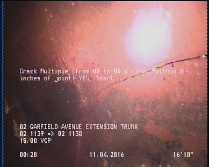 Crack Multiple, from 08 to 04 o'clock, within 8 inches of joint: YES, Start