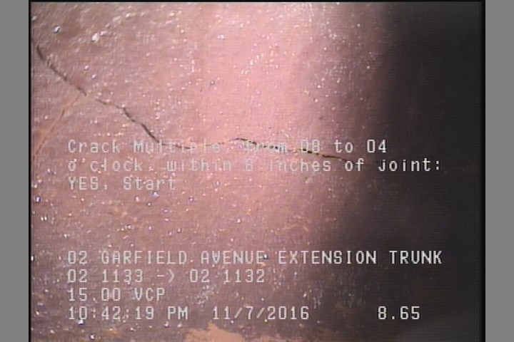 Crack Multiple, from 08 to 04 o'clock, within 8 inches of joint: YES, Start