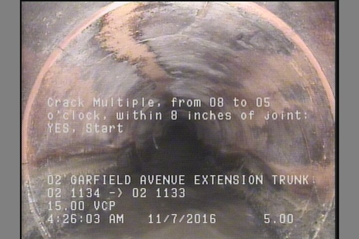 Crack Multiple, from 08 to 05 o'clock, within 8 inches of joint: YES, Start