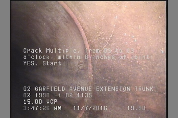 Crack Multiple, from 09 to 03 o'clock, within 8 inches of joint: YES, Start