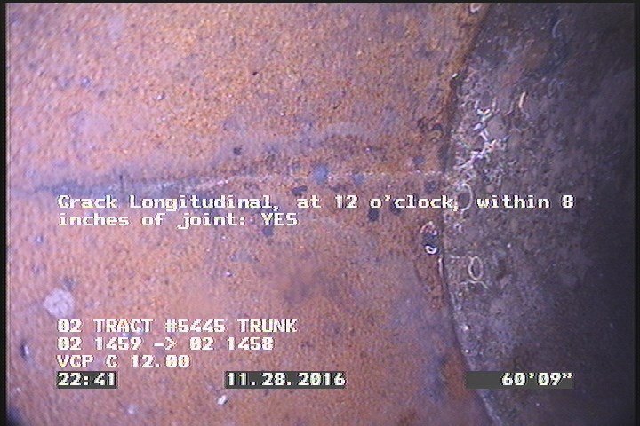 Crack Longitudinal, at 12 o'clock, within 8 inches of joint: YES