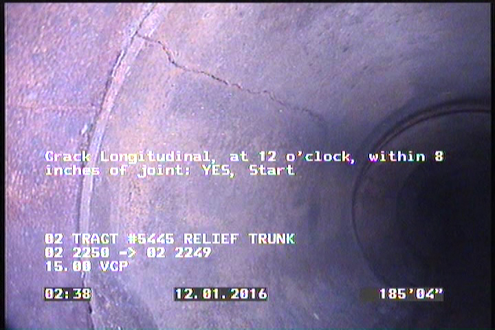 Crack Longitudinal, at 12 o'clock, within 8 inches of joint: YES, Start